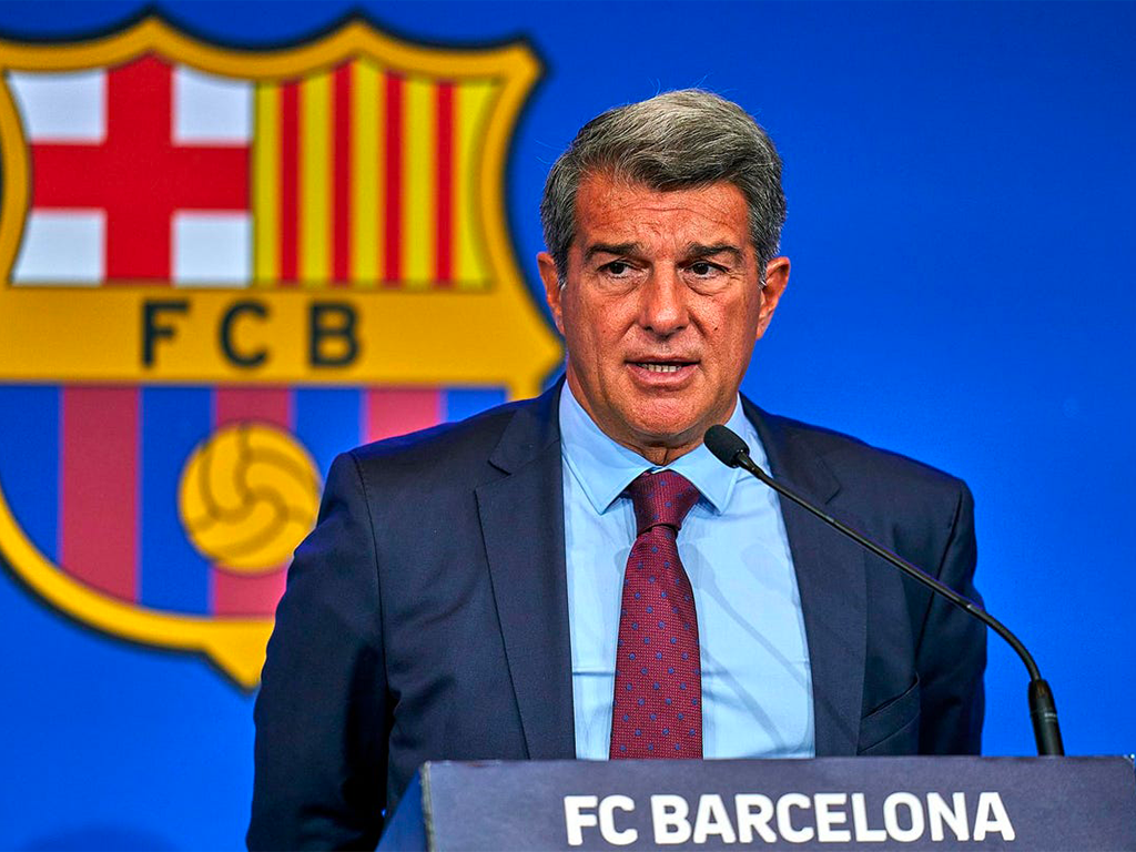 UEFA, multe in arrivo per Barcellona, Lione, Aston Villa e Chelsea: la situazione