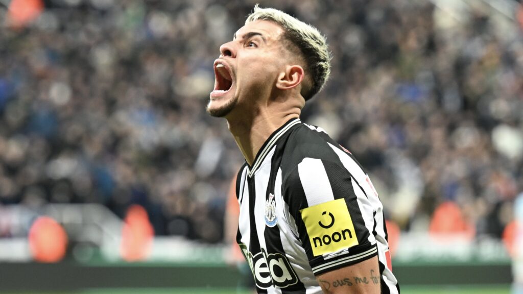 Bruno Guimaraes - X Newcastle
