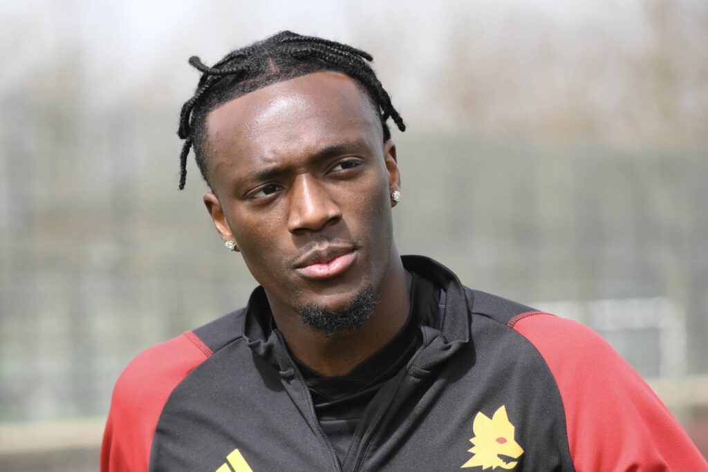 Milan-Roma, vicino l’accordo per lo scambio Abraham-Saelemaekers: i dettagli