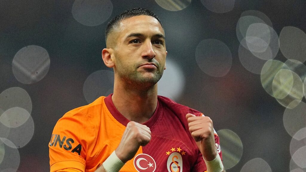 Hakim Ziyech, fantasista del Galatasaray