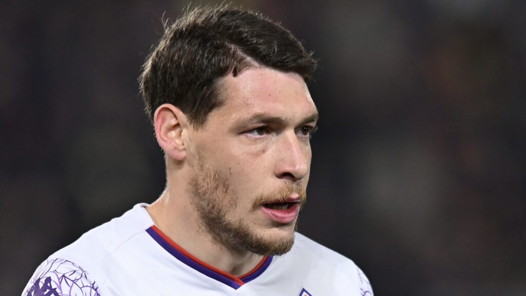 Roma, Belotti ai saluti: il Gallo apre al Como