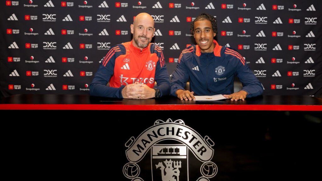 Manchester United, ufficiale l'arrivo di Leny Yoro: niente Real Madrid per il francese