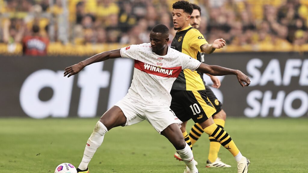 Serhou Guirassy, punta guineana in forza allo Stoccarda, si appresta ad essere un nuovo giocatore del Borussia Dortmund 