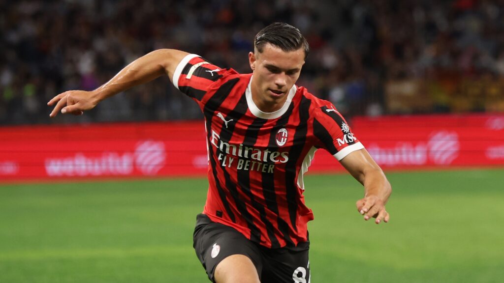Milan, pressing dell'Anderlecht per Simic: la situazione