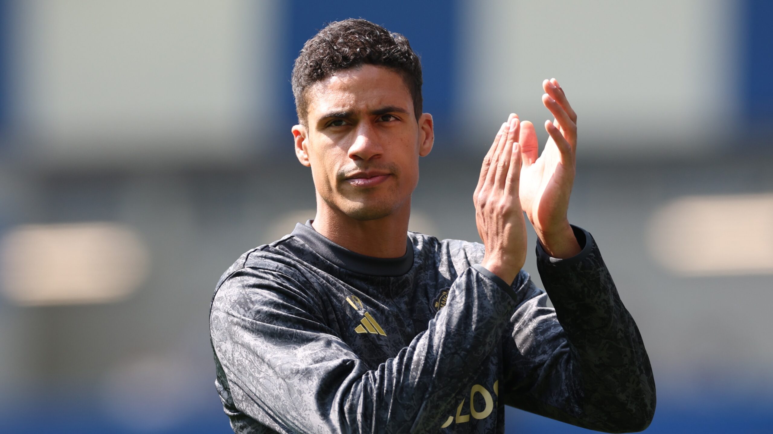 Varane, operazione conclusa: andrà al Como