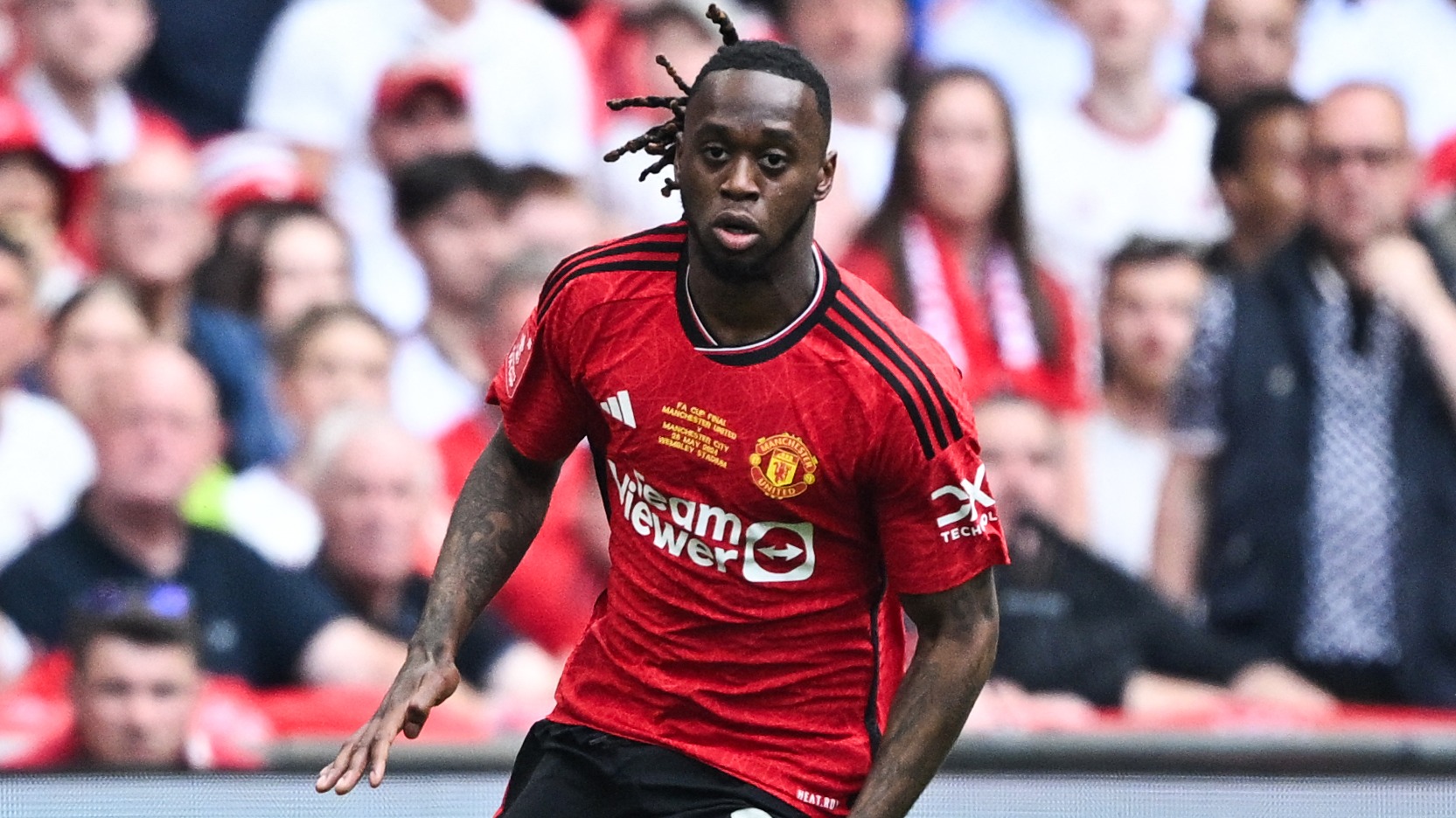 Inter, scambio Dumfries-Wan Bissaka: sorge un grosso problema