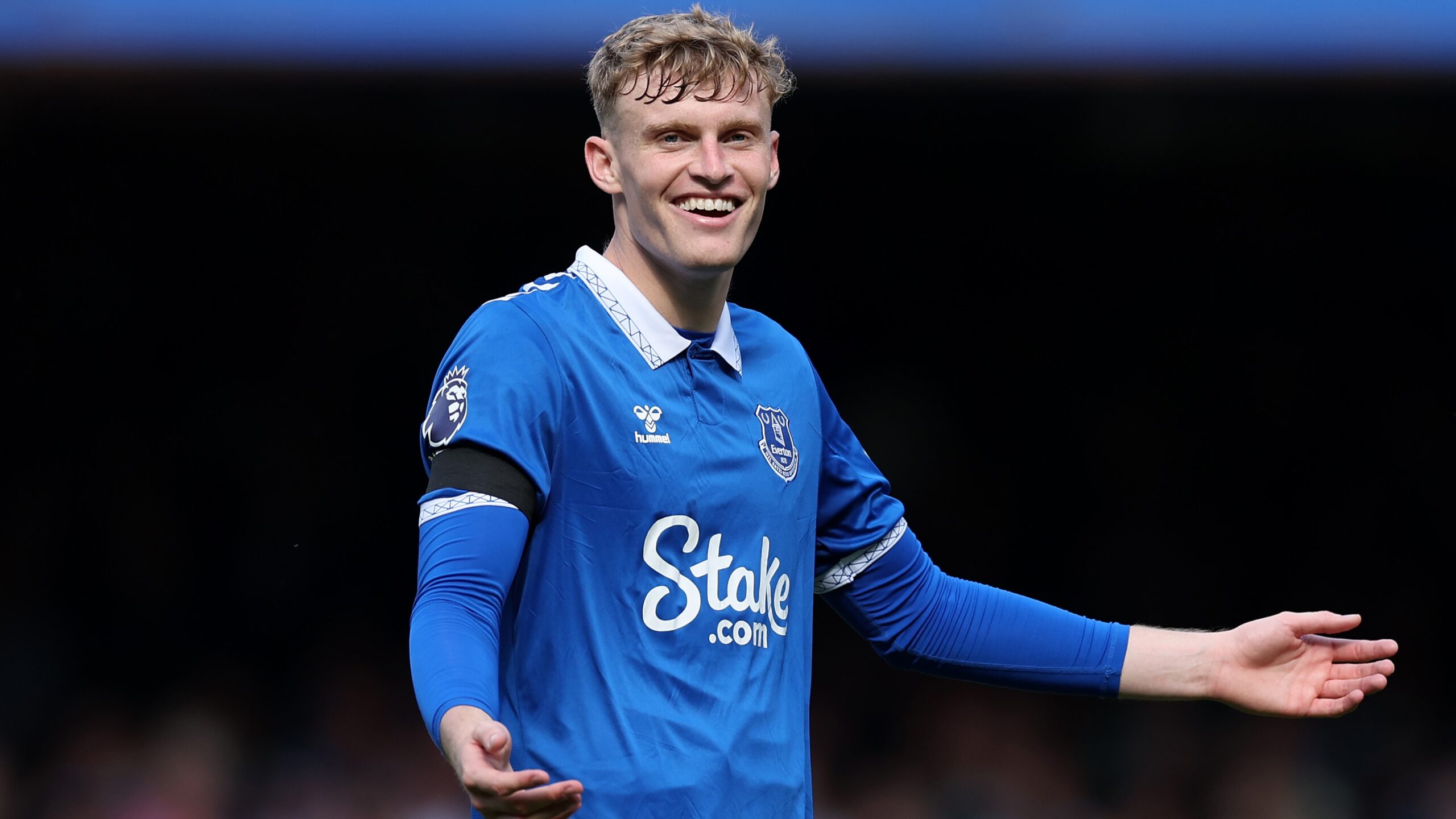 Manchester United, offerti 45 milioni di sterline per Branthwaite dell'Everton