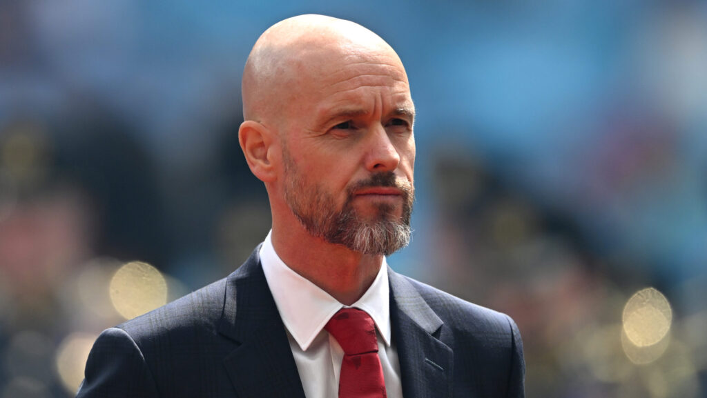 Bayer Leverkusen, passi in avanti per ten Hag: l’allenatore ha già dato la sua disponibilità