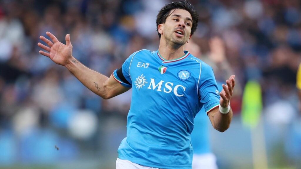 ssc-napoli-v-hellas-verona-fc-serie-a-tim