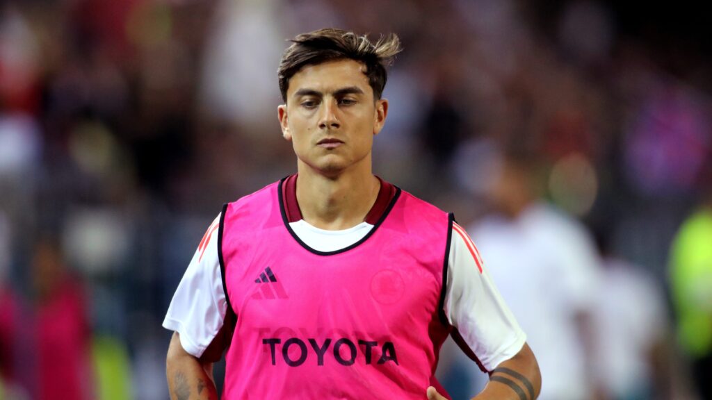 Roma, se parte Dybala dentro un difensore e una mezz'ala di livello