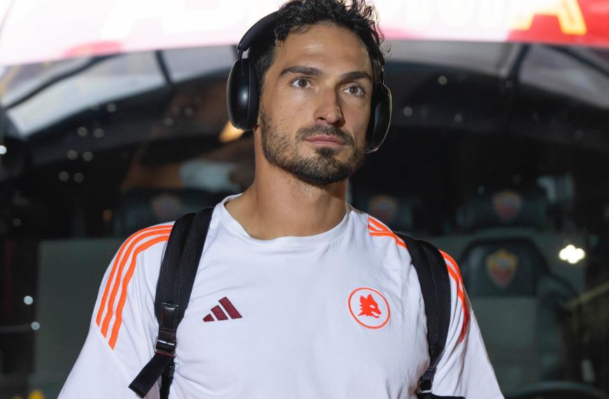 Roma, Hummels punge i giallorossi: "Le mie prime foto con la Roma arriveranno presto, credo"
