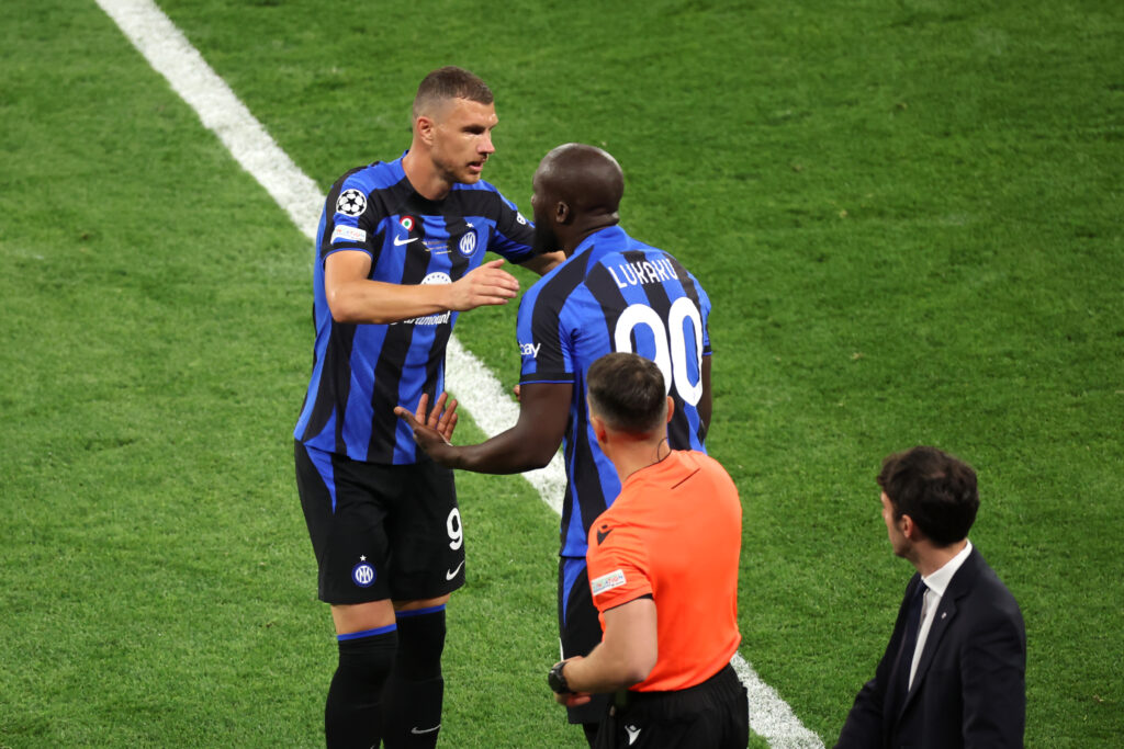 Dzeko sull'addio all'Inter: "È un grande rimpianto, potevo restare"