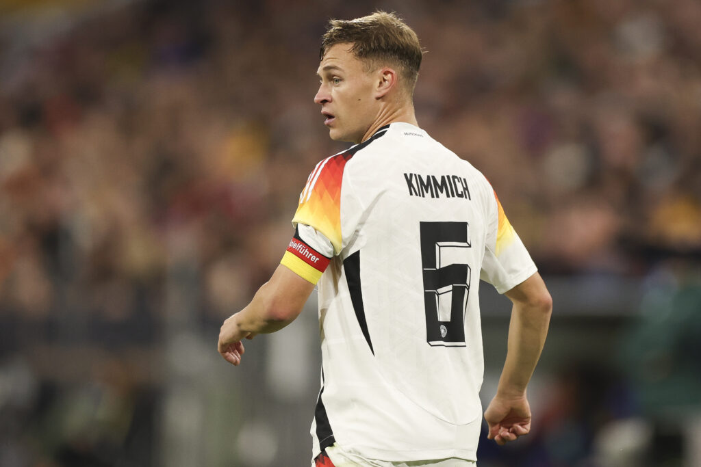 Bayern, senti Kimmich: "Non credo andrò al Barcellona, però nella vita non si sa mai"