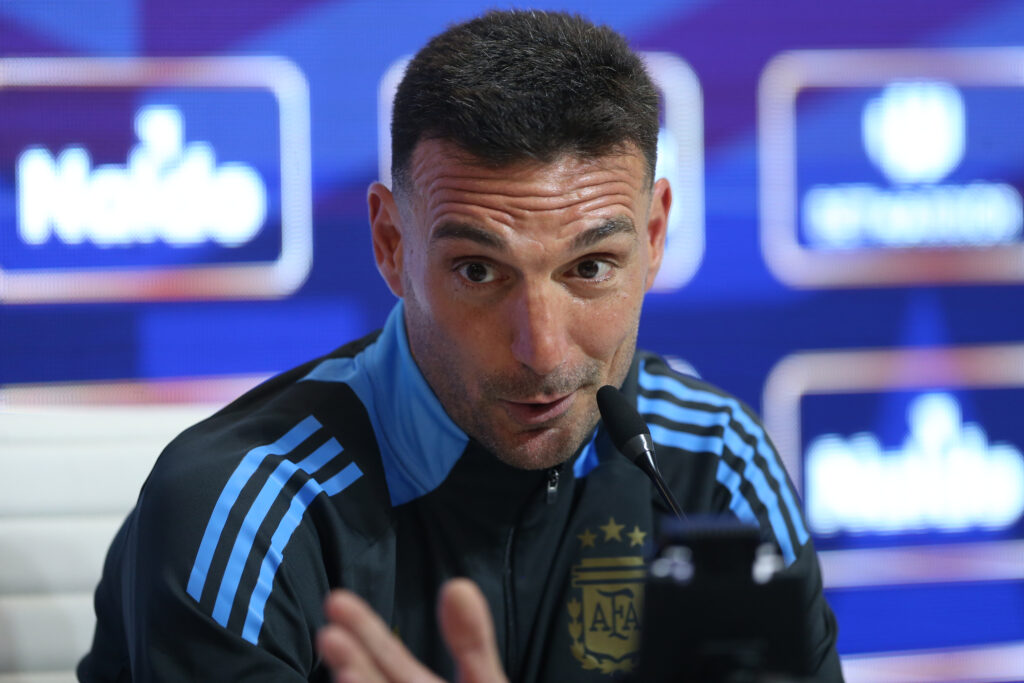 Juventus, le parole di Scaloni: "Il brutto momento della Juve? Non mi sorprendono"
