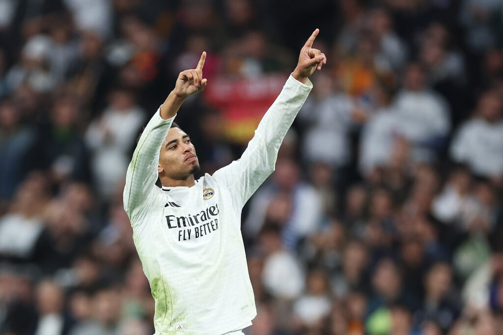 Prima Bellingham, poi Mbappé: il Real è a -1 dal Barça con una gara in meno