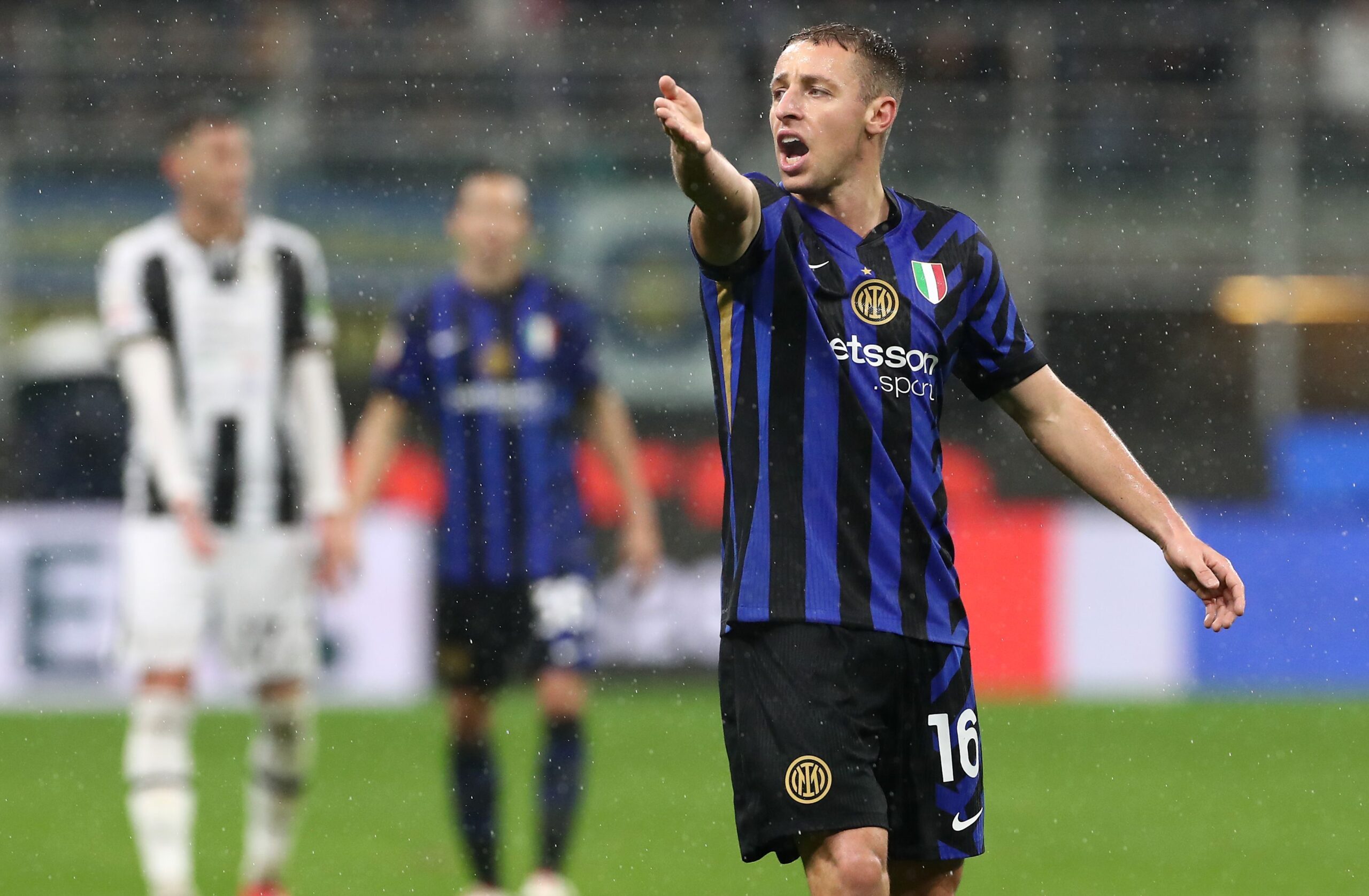 Inter