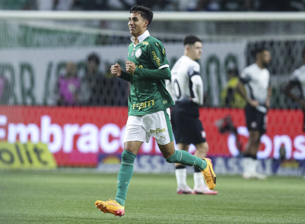 Manchester City, tutto fatto per il 2006 Vitor Reis: arriva dal Palmeiras