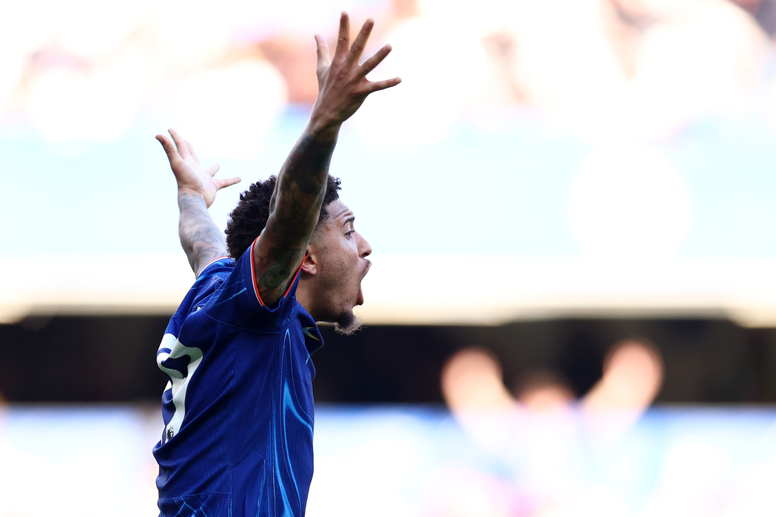 Chelsea, 5 milioni al Manchester United se Sancho non rimane a Londra: la clausola