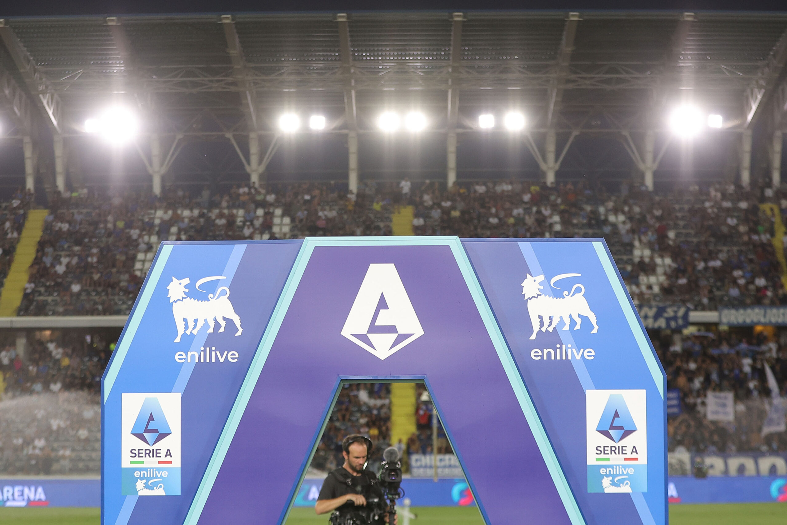 Serie A, cambia ancora il calendario: Inter-Roma si gioca domenica alle 15