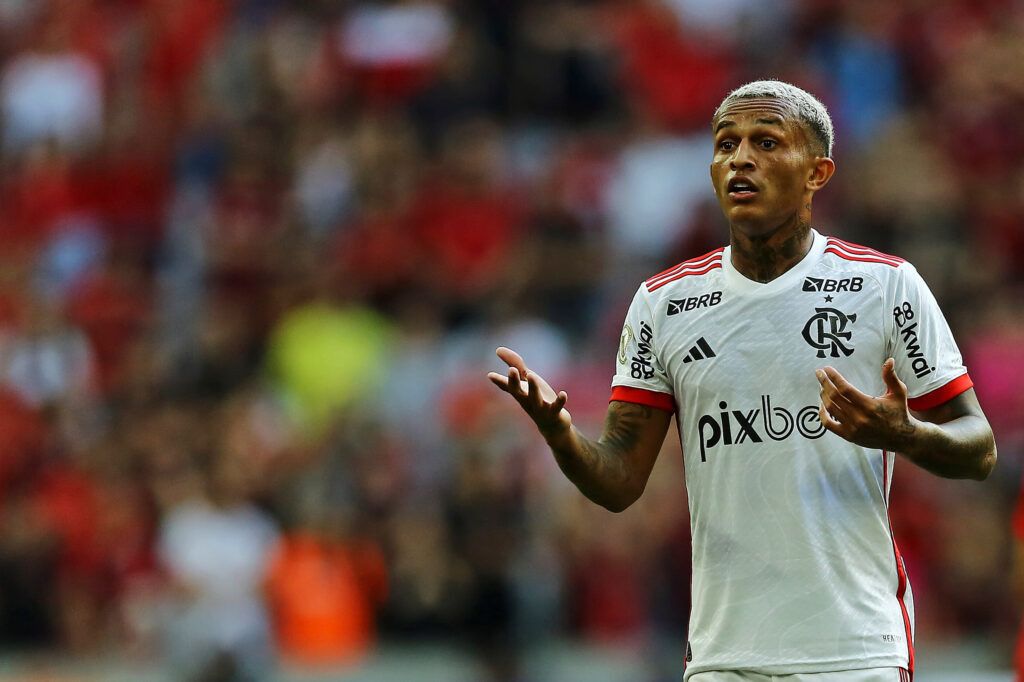 Roma, accettata l'offerta per Wesley! Ma il Flamengo "rallenta": cosa manca