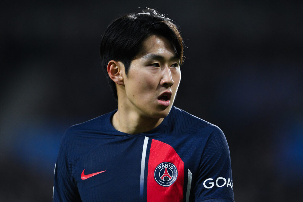 PSG, le trattative per il rinnovo di Kang-in Lee sono in stallo e il Napoli ci pensa: sul sud-coreano c'è anche la Premier League, LaLiga e l'Arabia