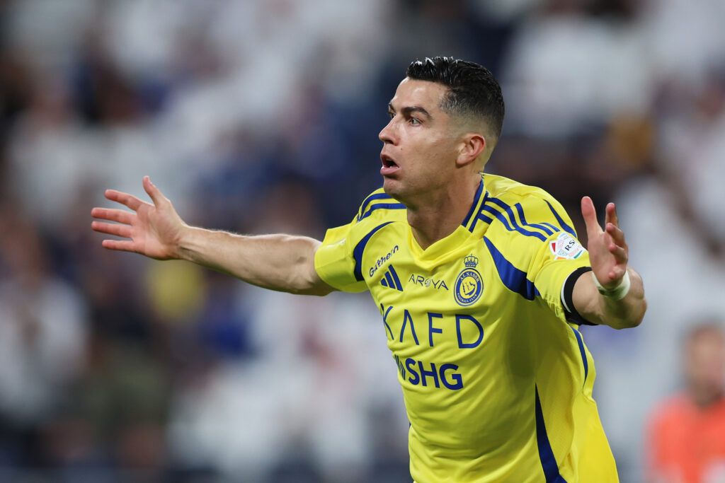 Niente addio: CR7 rinnova con l’Al-Nassr e punta nuovi record in Arabia