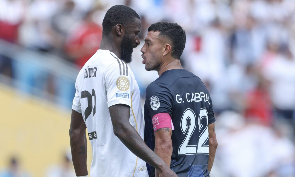 Real Madrid, grave episodio razzista verso Rüdiger: accusato il difensore del Pachuca
