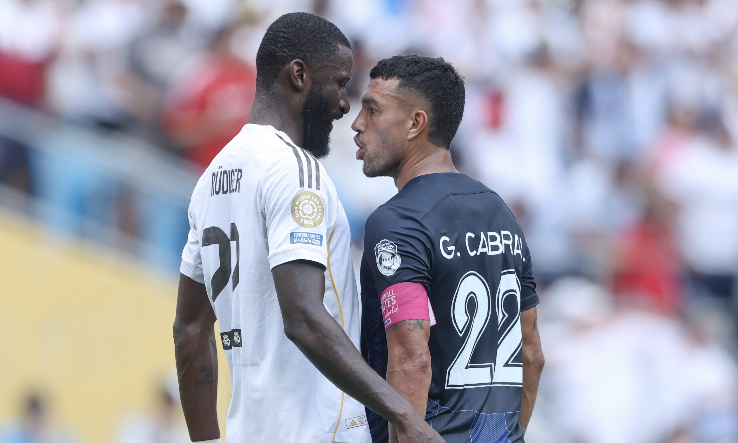 Real Madrid, grave episodio razzista verso Rüdiger: accusato il difensore del Pachuca