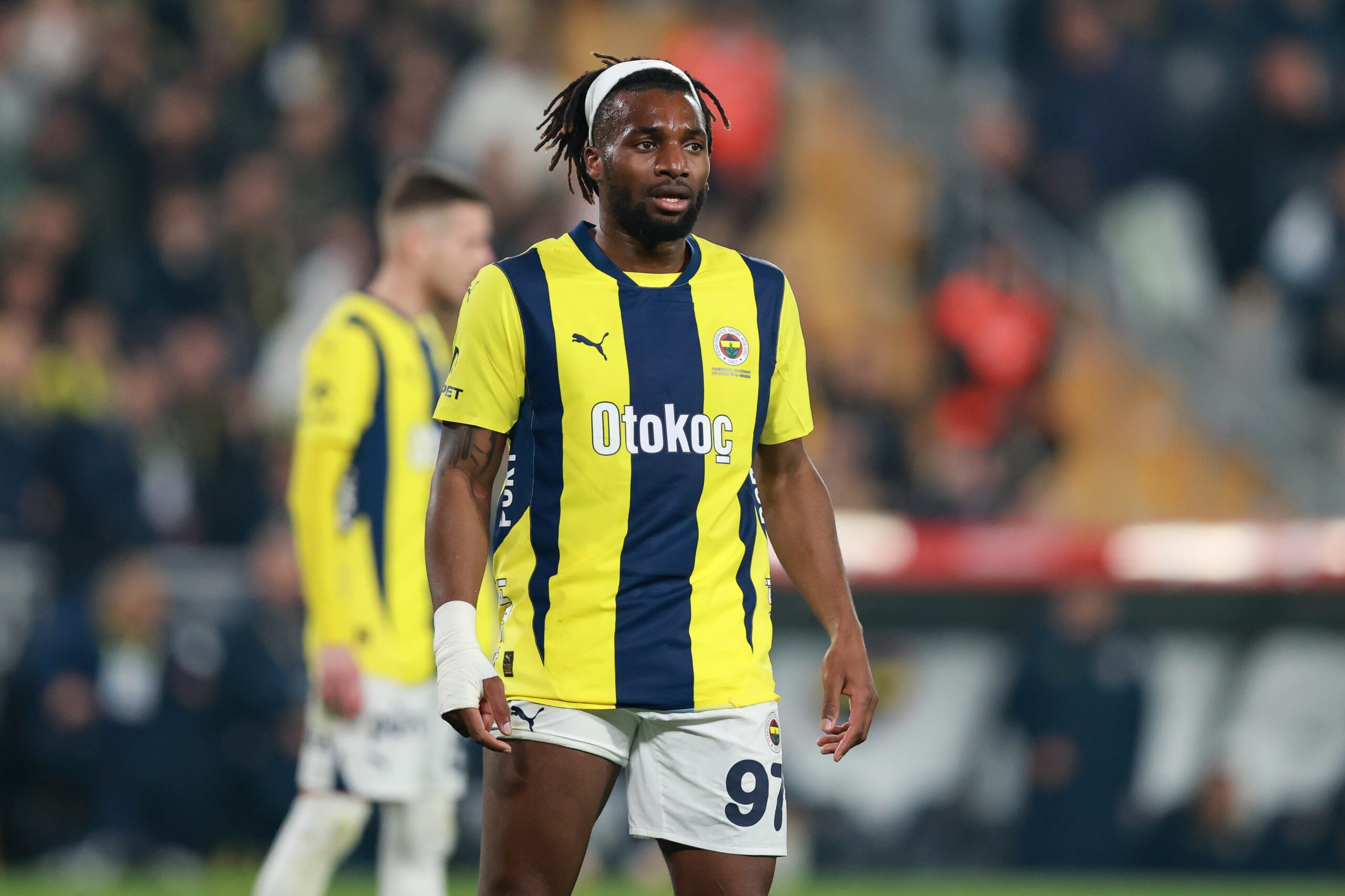 Fenerbahce, scoppia il caos con Saint-Maximin: "Hanno provato a doparmi"
