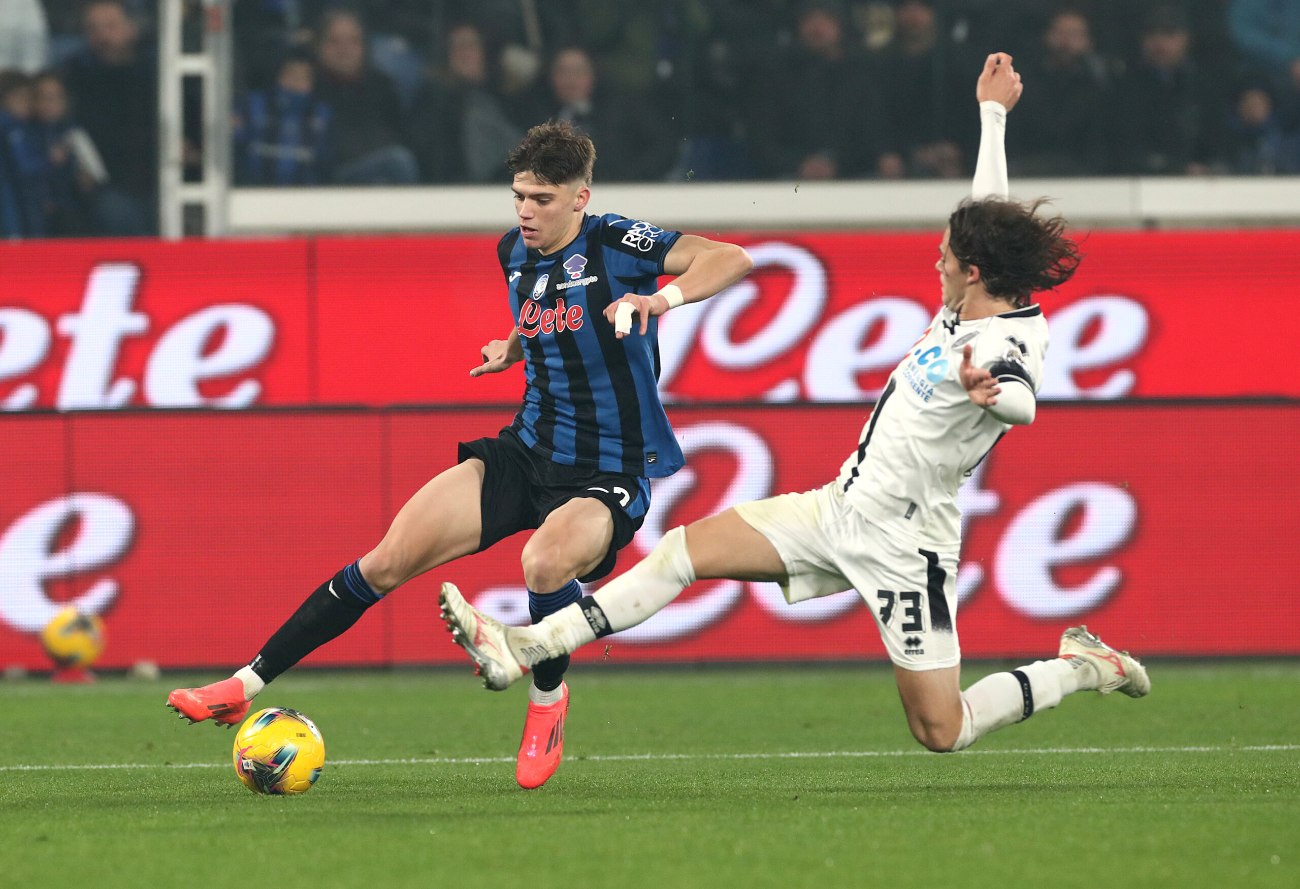 Cagliari, ecco il post Zortea! Fatta per Palestra dall'Atalanta: la formula