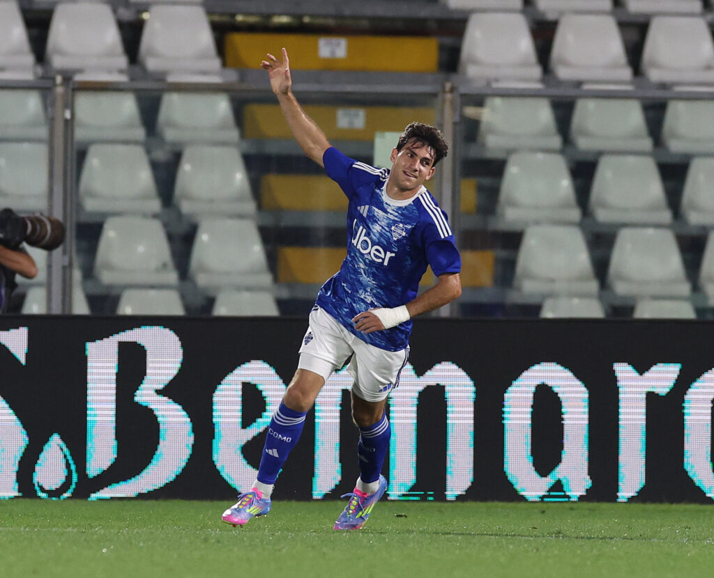 Como, Azon brilla nel precampionato ma saluta: lo attende l'Ipsiwich