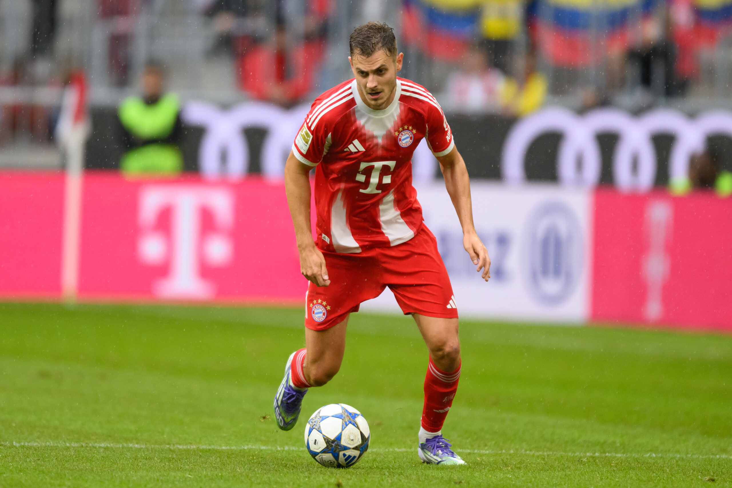 Milan, interesse per Stanisic: la risposta del Bayern Monaco