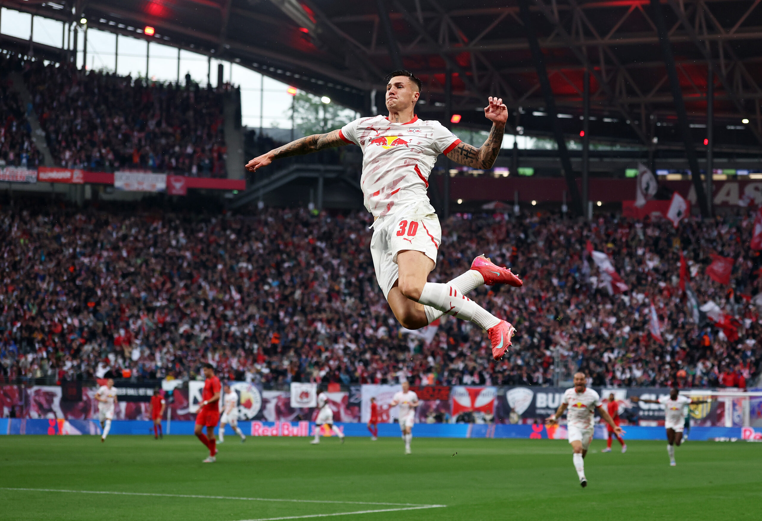 United, offerta ufficiale al Lipsia per Sesko! I dettagli della trattativa