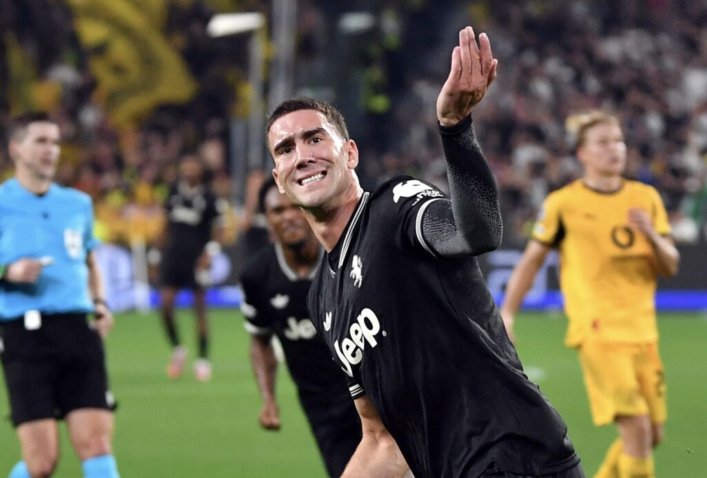 Juventus, Chiellini annuncia: "Vlahovic con noi fino a giugno"