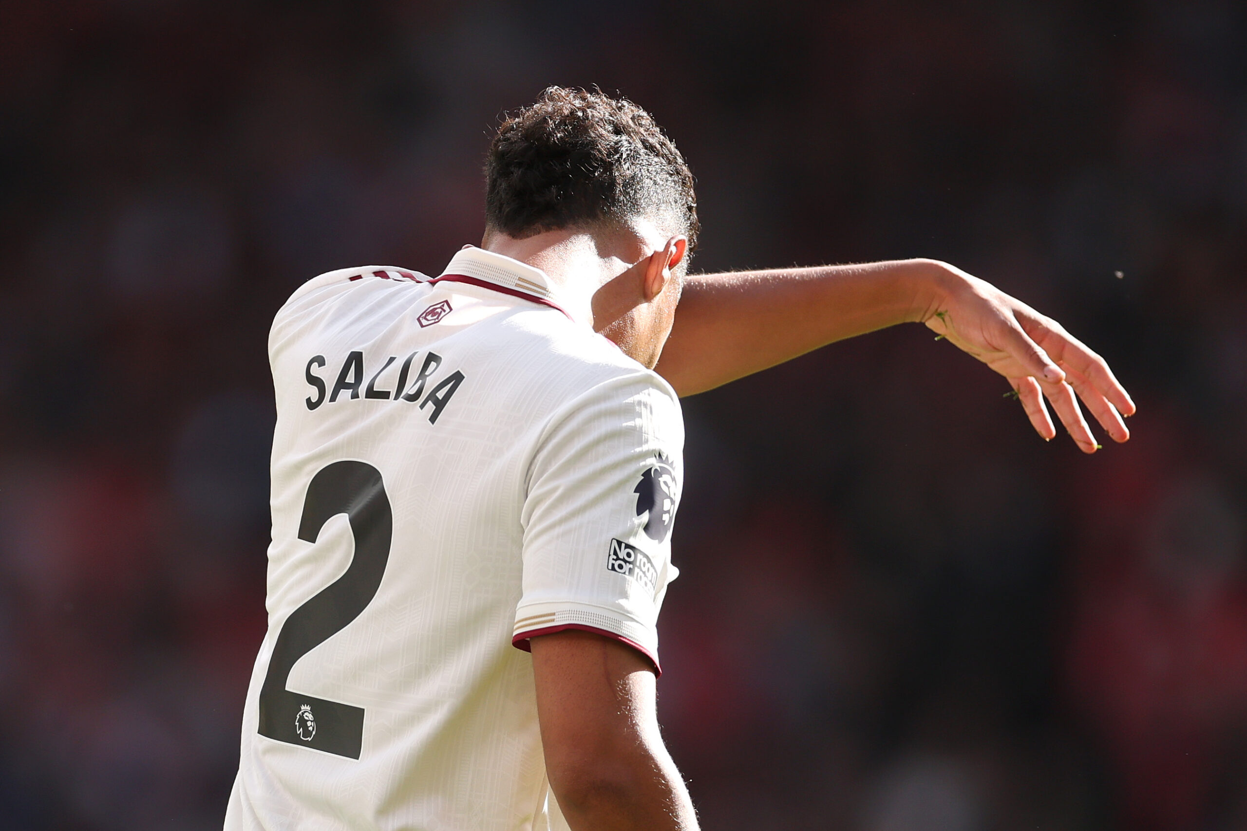 Arsenal, si cerca l'intesa per blindare Saliba: Real in agguato