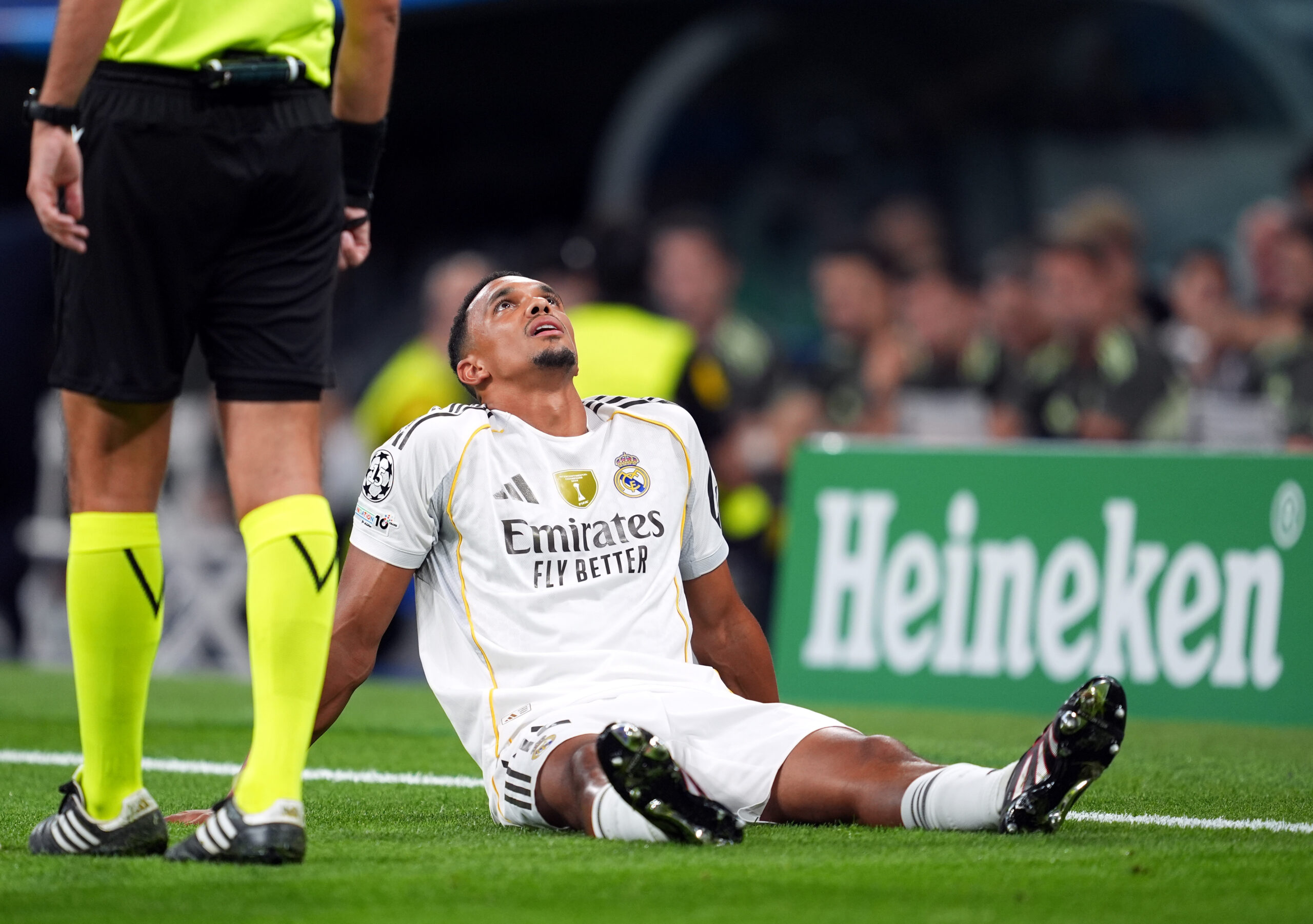 Alexander-Arnold KO, guai in casa Real Madrid: c'è lesione