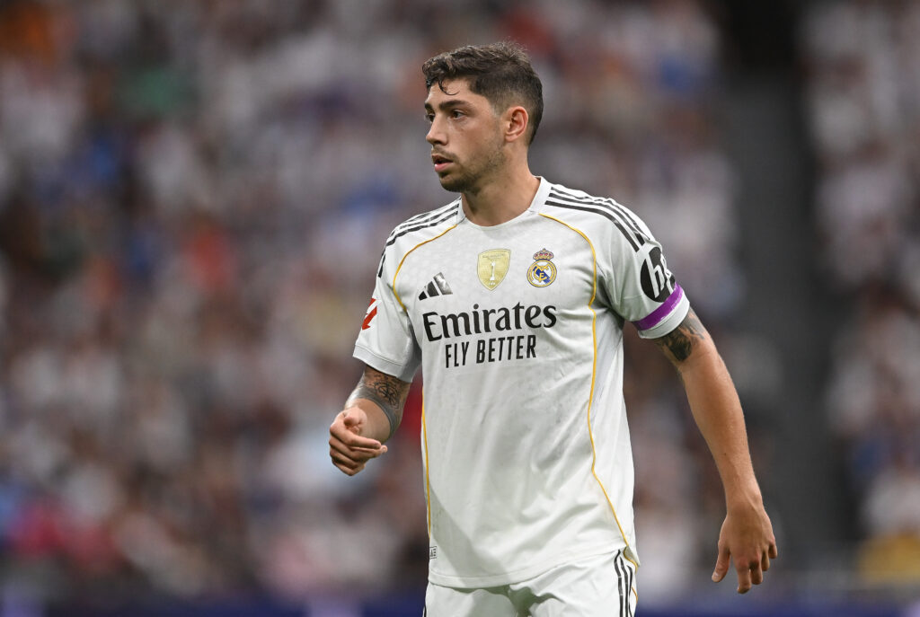 Real Madrid, Valverde dopo la sconfitta nel derby: "Sono frustrato. Difficile per me sentirmi a mio agio"