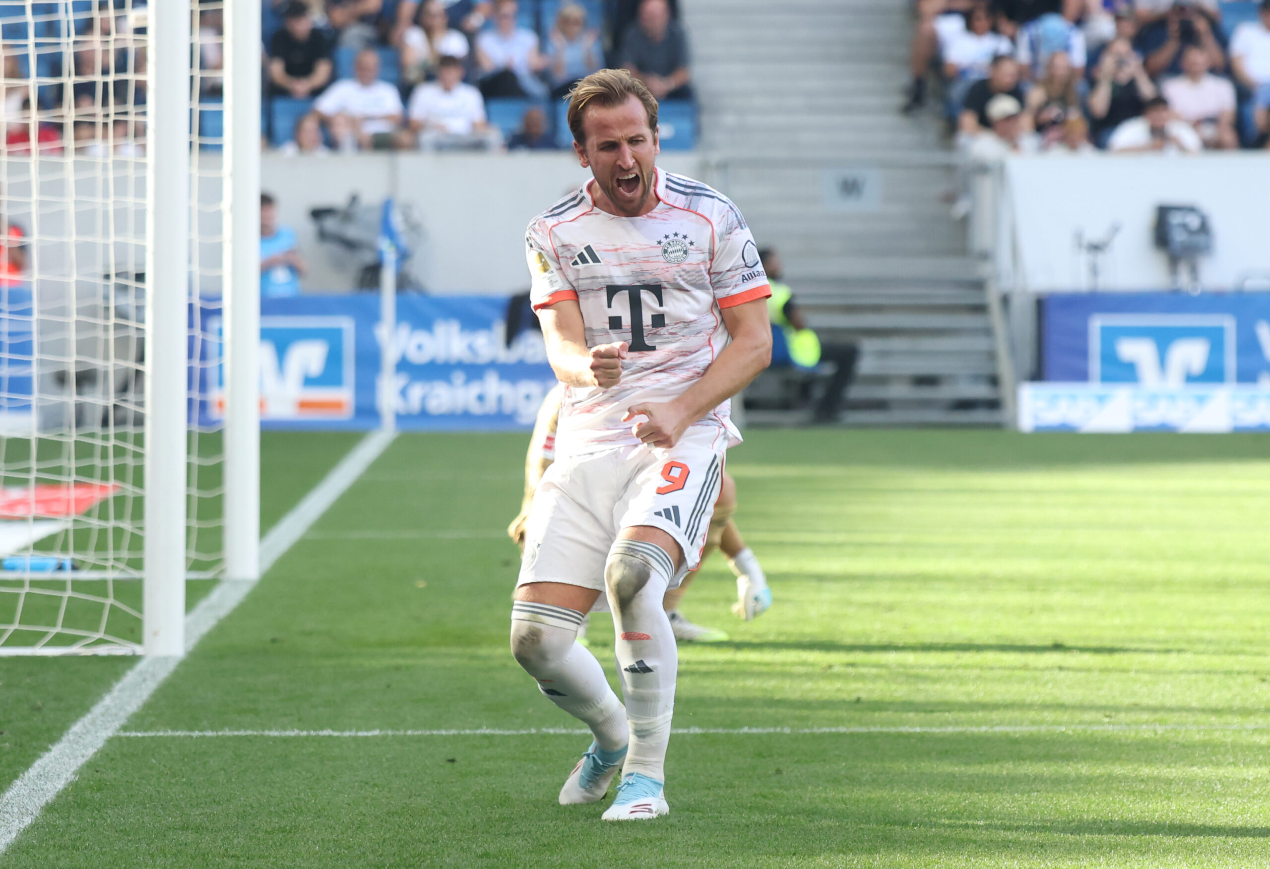Bayern Monaco fa 4 su 4 in Bundesliga: uno straripante Kane affossa l'Hoffenheim 1-4