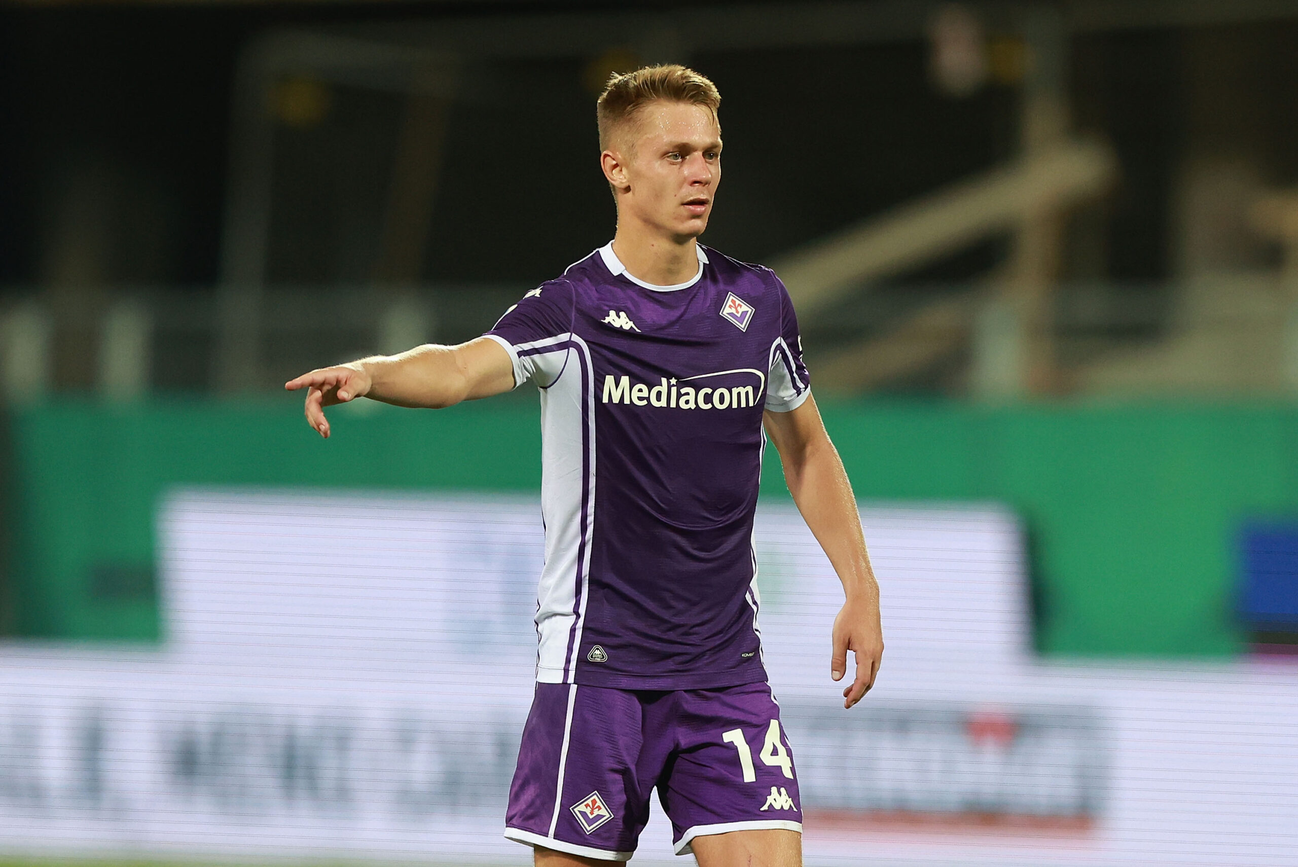 Hans Nicolussi Caviglia è diventato un punto fermo nella Fiorentina di Stefano Pioli. Adesso, anche la grande occasione con la Nazionale.