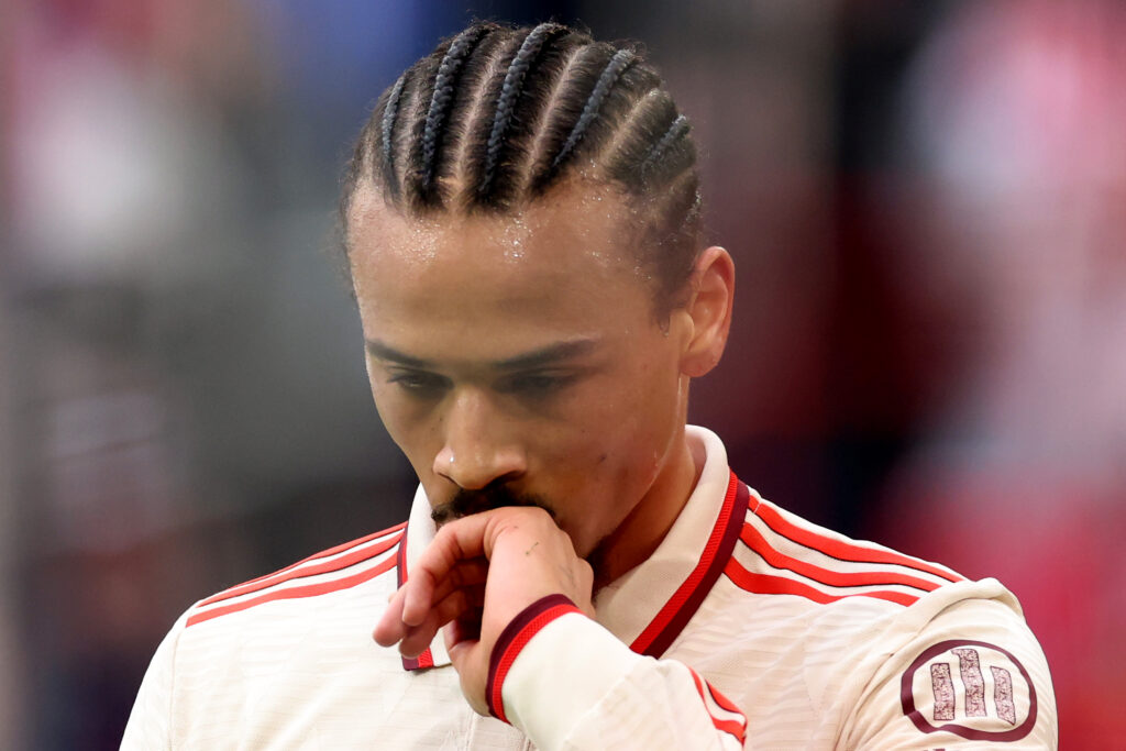 Leroy Sané è stato provocato da un tifoso del Bayern all'Oktoberfest di Monaco: scatta la rissa. Il racconto dell'ex bavarese.