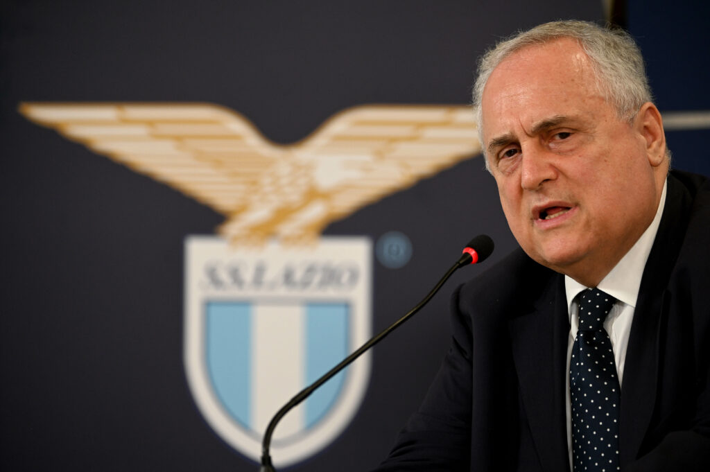 Lazio, Lotito allontana le critiche: "Vogliono che me ne vada, ma resto! Mi scivola tutto addosso"