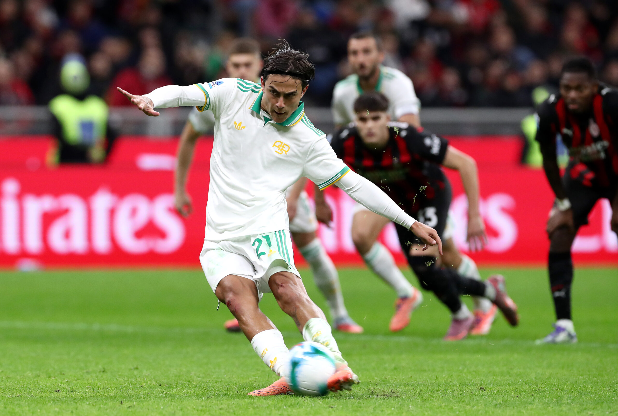 Dybala tra campo e mercato: continui problemi fisici e sirene dall'Argentina. La Joya deve riprendersi la scena