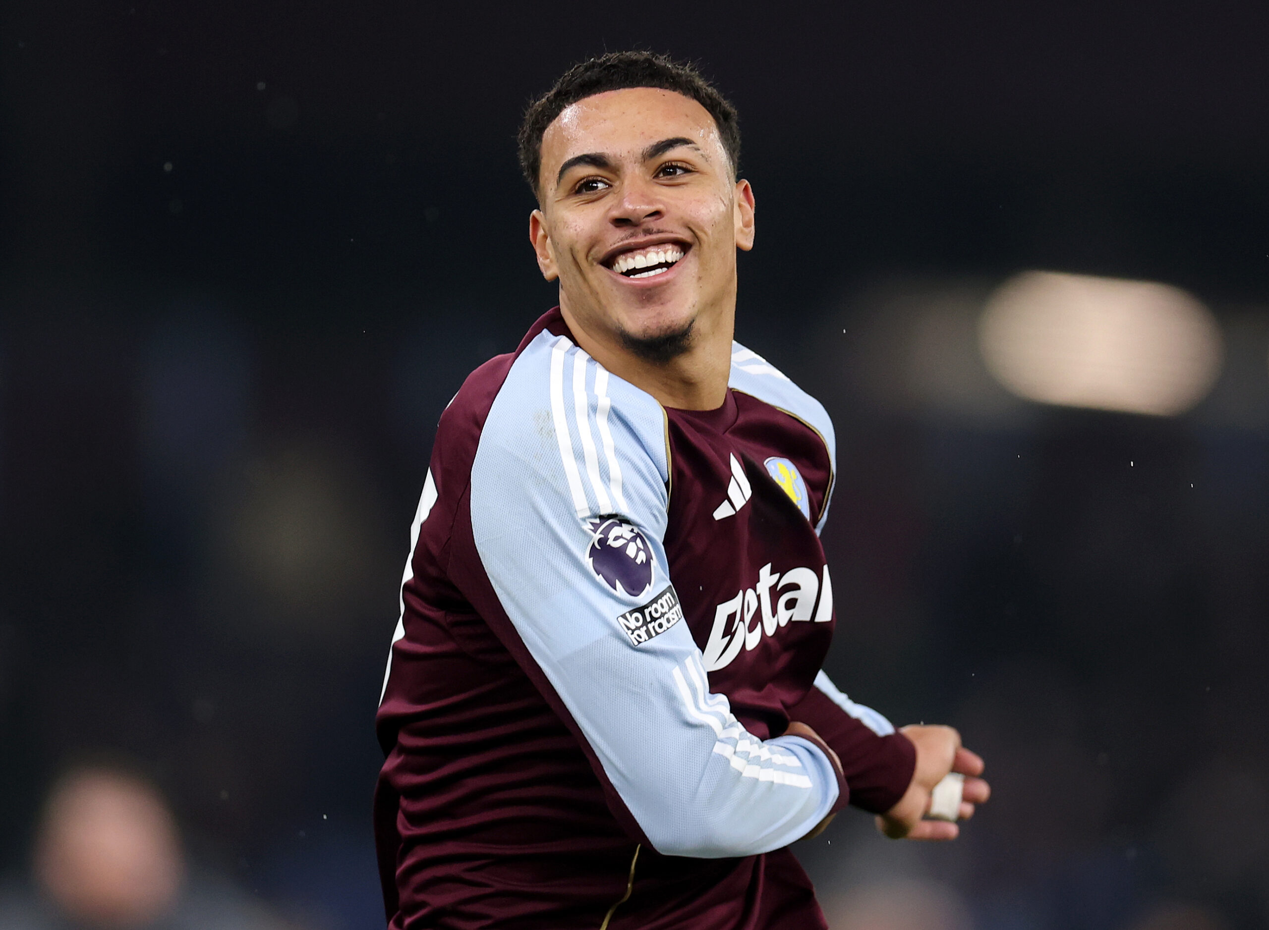 L'Aston Villa batte lo United e arriva a 10 vittorie consecutive! E' record nella storia del club