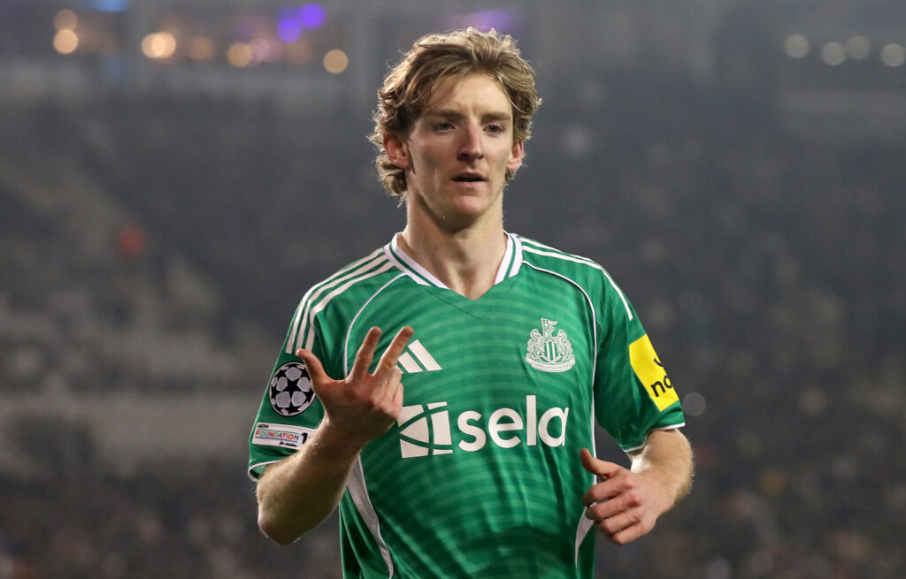 Newcastle, Gordon è una macchina da gol: poker al Qarabağ e due record distrutti!