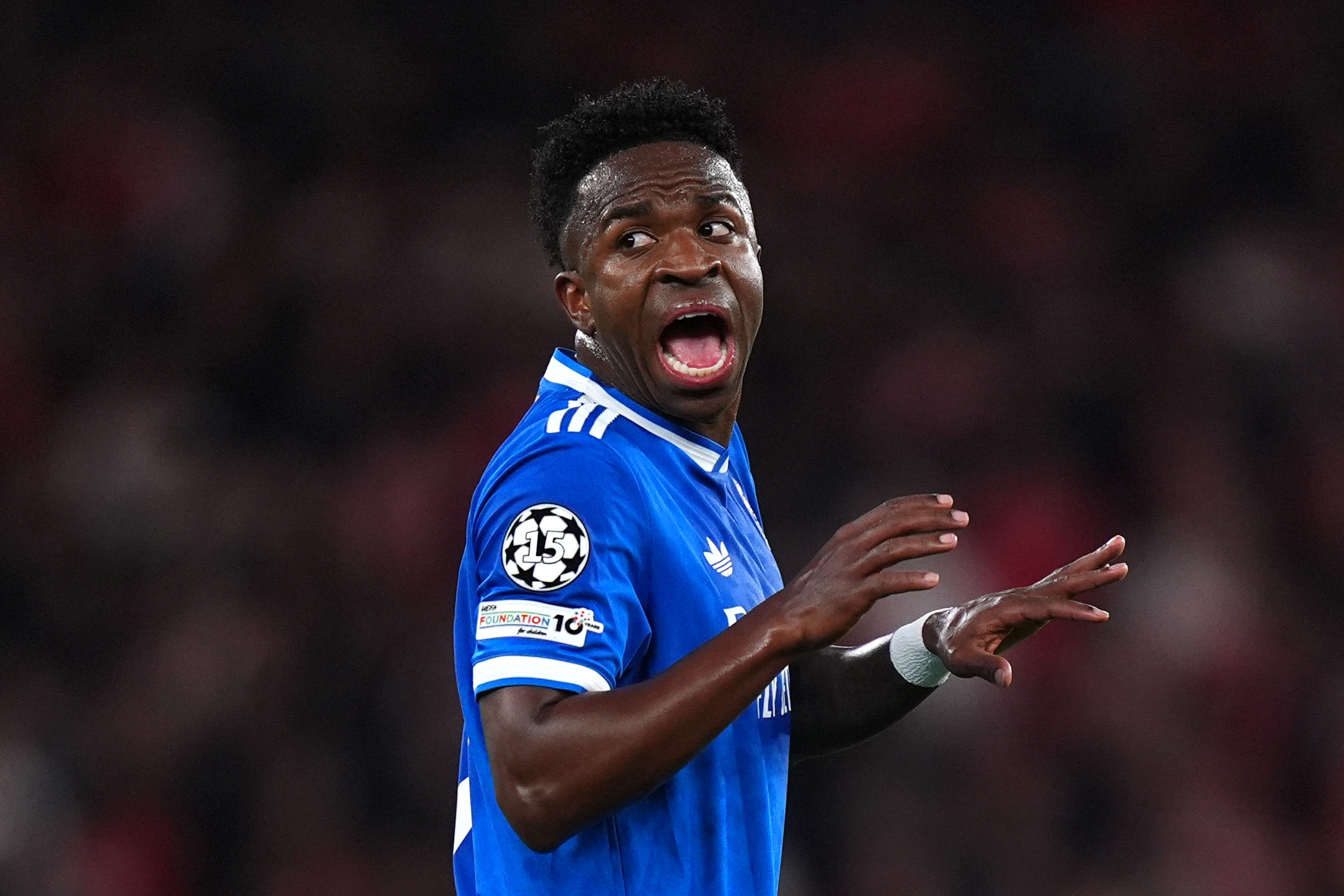 Vinicius "scimmia": insulto shock durante Benfica-Real! Il brasiliano attacca Prestianni: "Codardo"