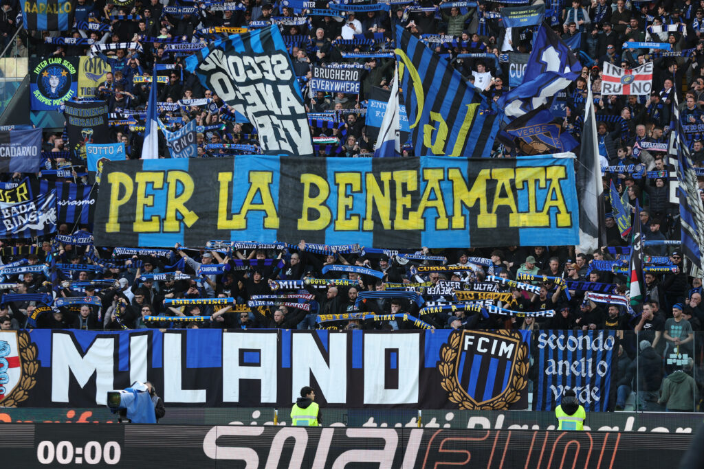 Inter, Daspo di 4 anni al tifoso che ha lanciato il petardo ad Audero: tutte le sanzioni