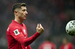 Juventus, blitz in Polonia per Lewandowski! Sogno attacco stellare con Vlahovic e Kolo Muani