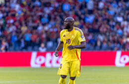 Lukaku è tornato a Napoli! Oggi il vertice con Conte: resta fuori rosa?