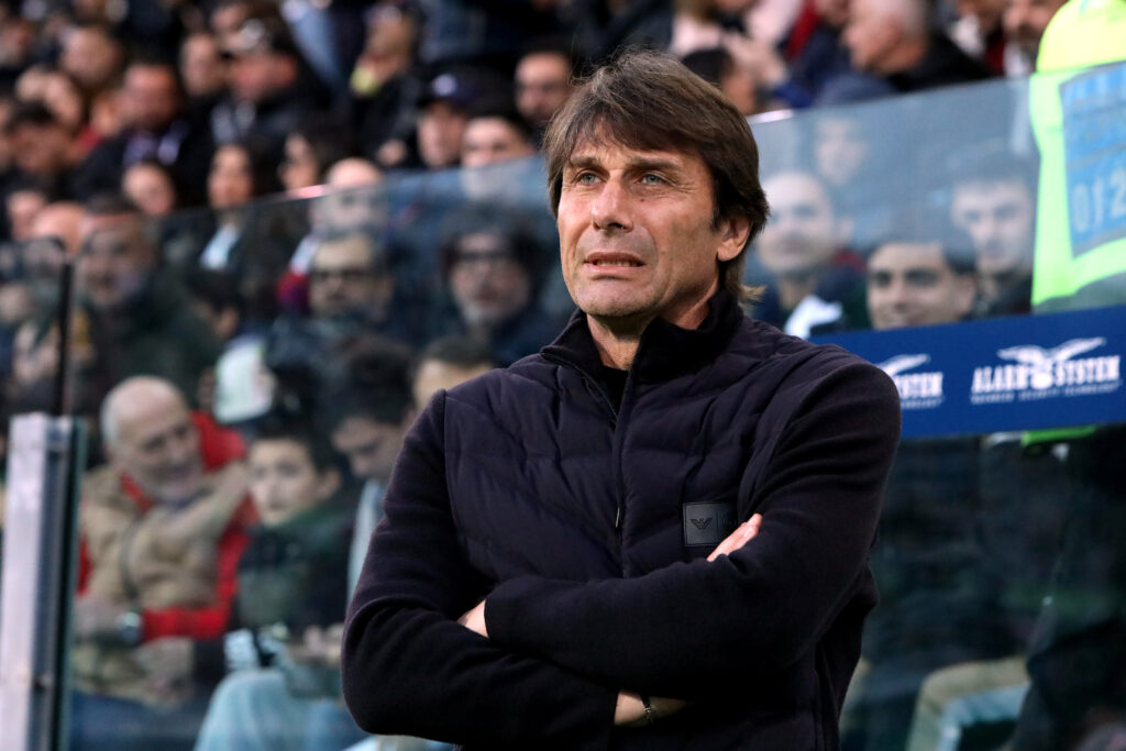 Italia, con Conte CT ci sono due alternative: 4-3-3 o difesa a 3