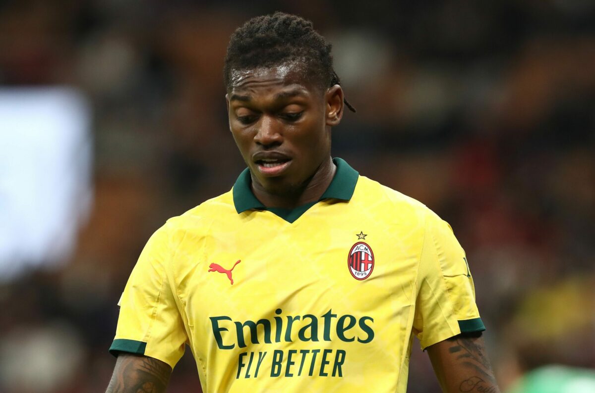 Milan, Leão sempre più lontano: United e Fenerbahce interessate, ma decide post Mondiale